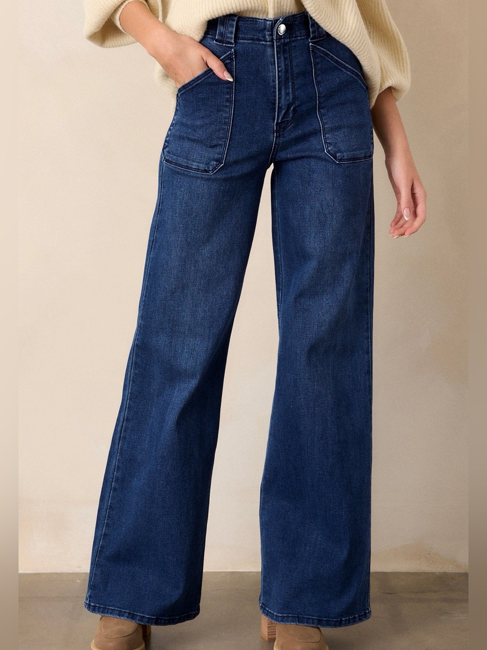 🩵Hello Gorgeous! Straight Leg Mid-Rise Shift Jeans in Dark Blue